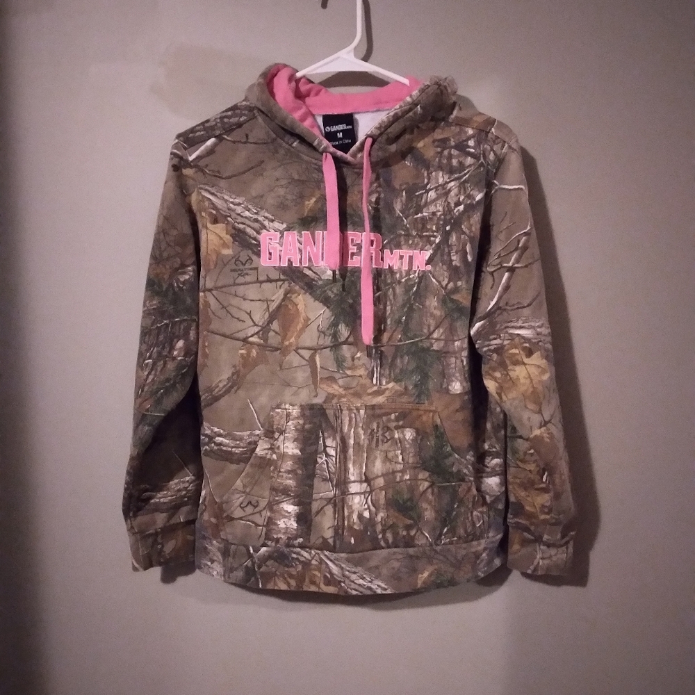 M Pink and Camo Gander Mountain Hoodie